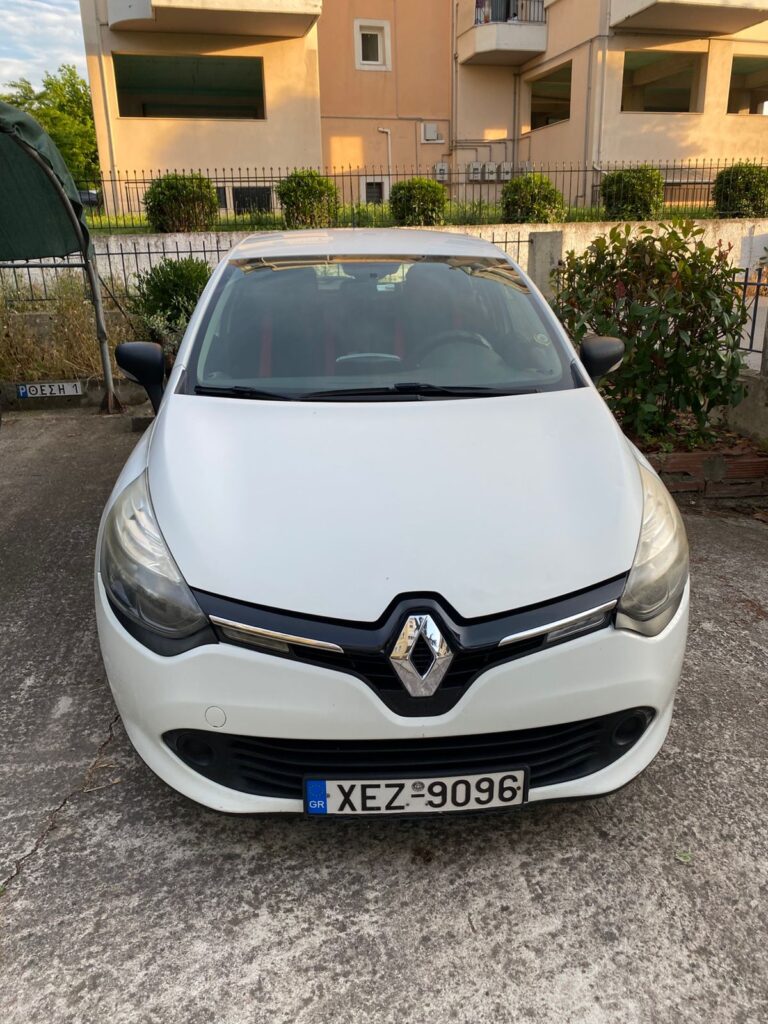 Renault Clio Exterior 1